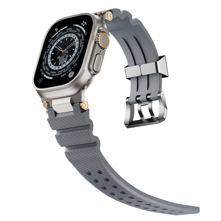 For Apple Watch 46mm / 49mm / 45mm / 44mm Cool Dual-Row Holes Silicone Watch Band