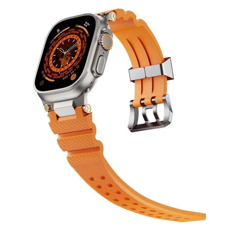 For Apple Watch 46mm / 49mm / 45mm / 44mm Cool Dual-Row Holes Silicone Watch Band
