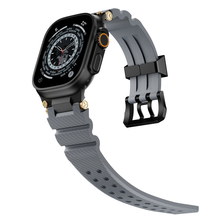 For Apple Watch 46mm / 49mm / 45mm / 44mm Cool Dual-Row Holes Silicone Watch Band