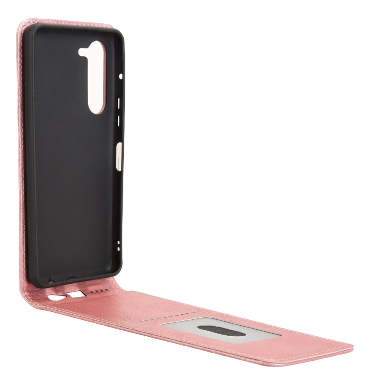 For Fujitsu Arrows F-51E We2 Plus Magnetic Vertical Flip Leather Phone Case