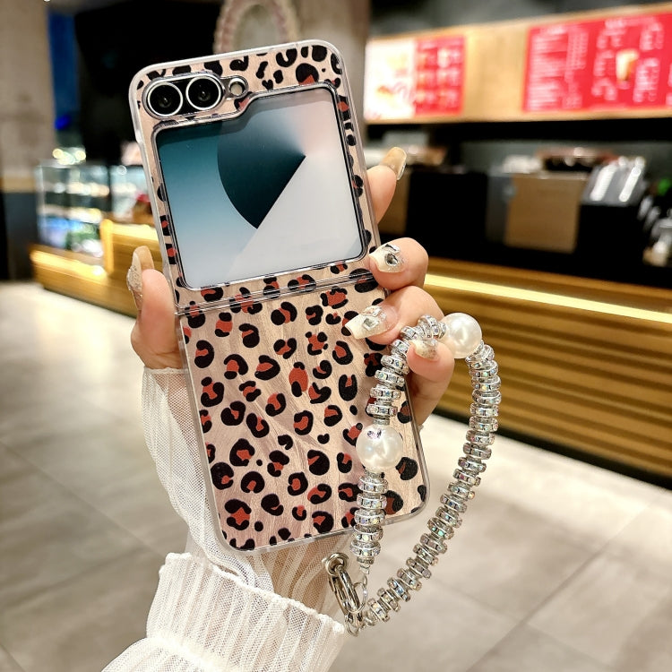 For Samsung Galaxy Z Flip5 5G Feather Leopard Pattern Integrated Phone Case with Bracelet