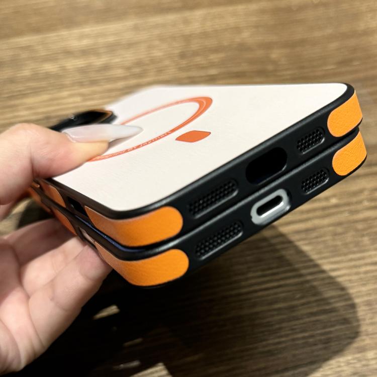 For iPhone 16 Pro Contrast Color Imitation Wood Texture MagSafe Phone Case