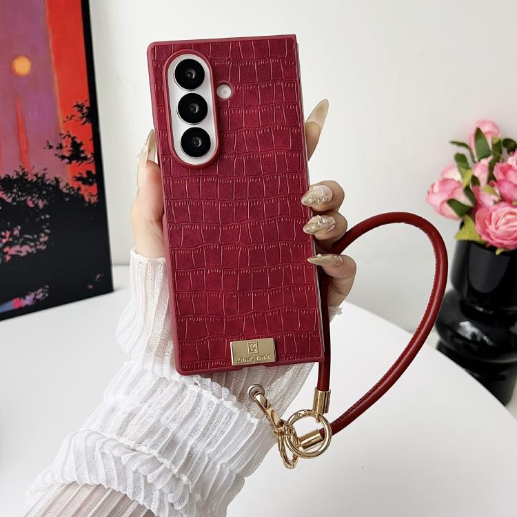 For Samsung Galaxy Z Fold7 5G Crocodile Texture TPU Phone Case With Strap - Red