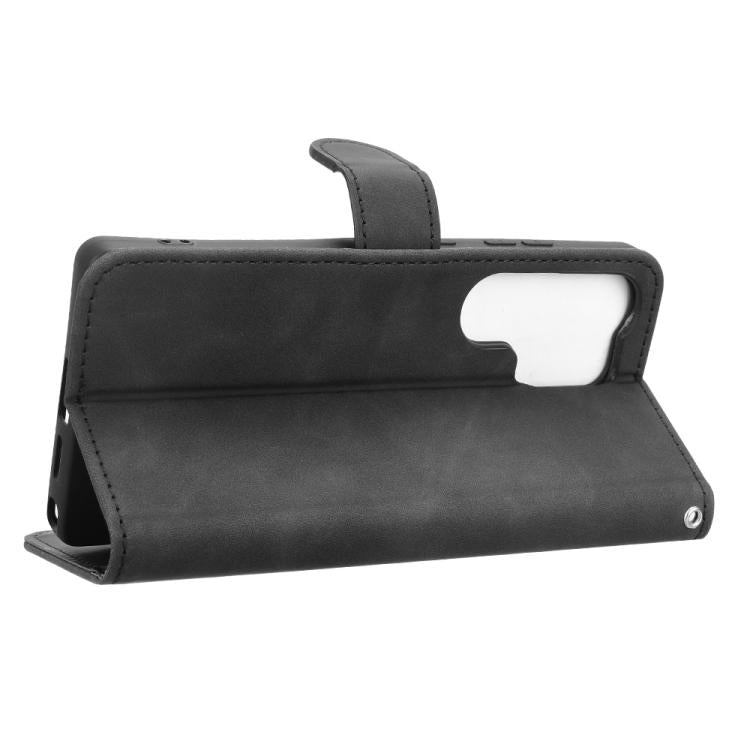 For Samsung Galaxy S25 Ultra 5G Skin Feel Magnetic Flip Leather Phone Case