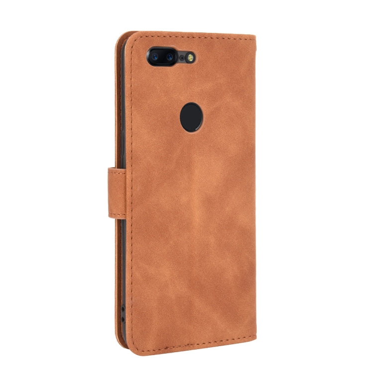 For OnePlus 5T Solid Color Skin Feel Magnetic Buckle Horizontal Flip Calf Texture PU Leather Case with Holder & Card Slots & Wallet
