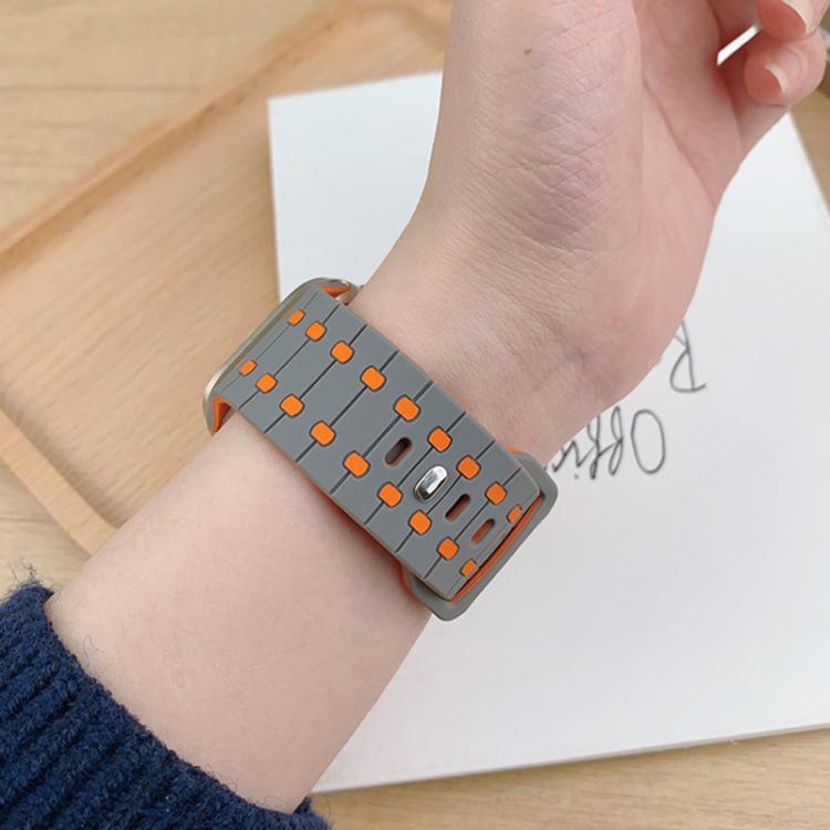 For Apple Watch 46mm / 49mm / 45mm / 44mm Three-color Reverse Buckle Silicone Watch Band