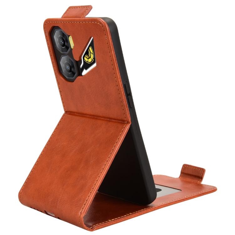 For ZTE nubia Neo 3 5G Magnetic Vertical Flip Leather Phone Case with Buckle