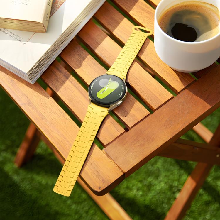 For Samsung Galaxy Watch 7 / 6 / 5 Magnetic Silicone Watch Band
