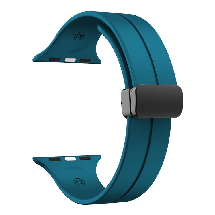 For Apple Watch 46mm / 49mm / 45mm / 44mm xDfind Solid Color Magnetic Buckle Silicone Watch Band