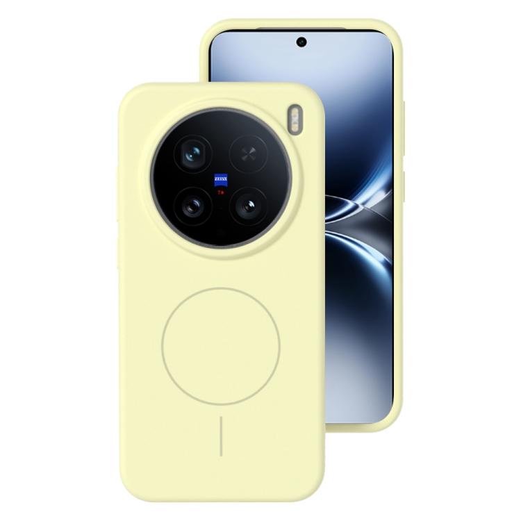 For vivo X200 Ultra Liquid Silicone Thin Circle MagSafe Phone Case