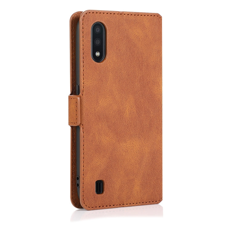 For Samsung Galaxy A01 Retro Magnetic Closing Clasp Horizontal Flip Leather Case with Holder & Card Slots & Photo Frame & Wallet