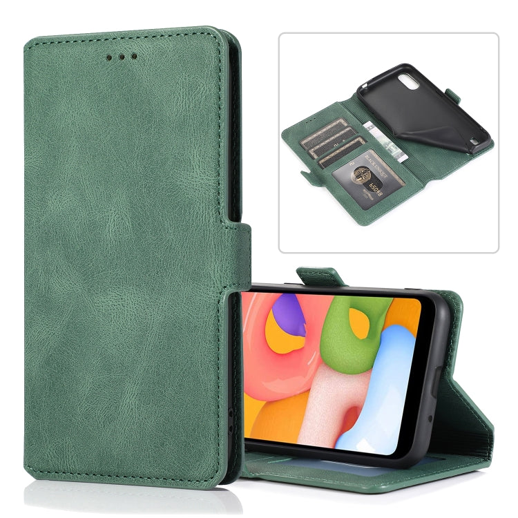 For Samsung Galaxy A01 Retro Magnetic Closing Clasp Horizontal Flip Leather Case with Holder & Card Slots & Photo Frame & Wallet