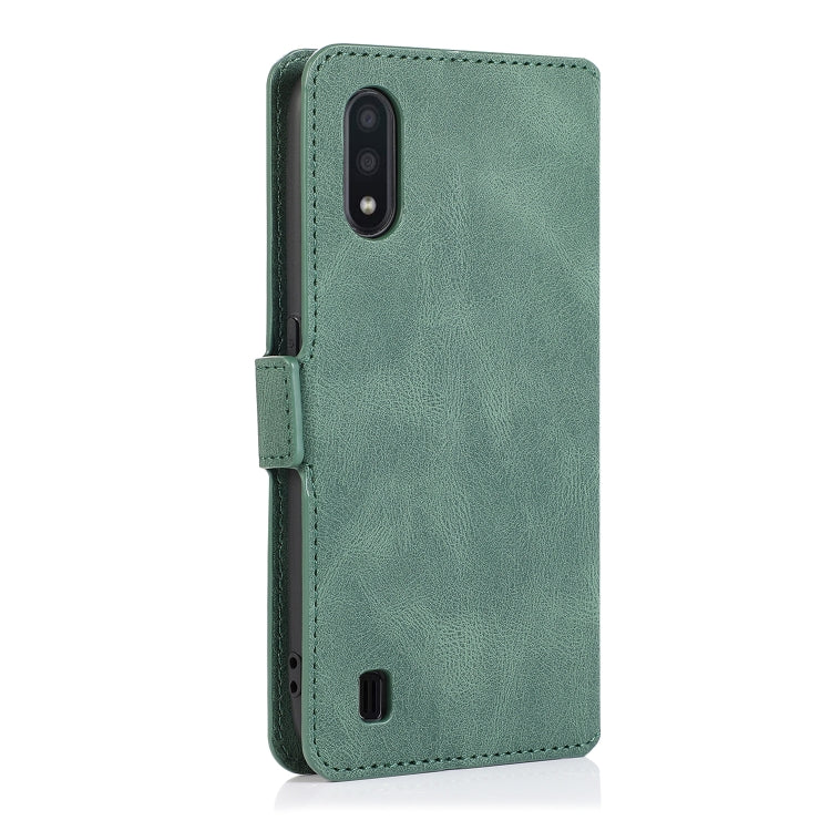 For Samsung Galaxy A01 Retro Magnetic Closing Clasp Horizontal Flip Leather Case with Holder & Card Slots & Photo Frame & Wallet