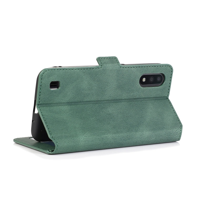For Samsung Galaxy A01 Retro Magnetic Closing Clasp Horizontal Flip Leather Case with Holder & Card Slots & Photo Frame & Wallet