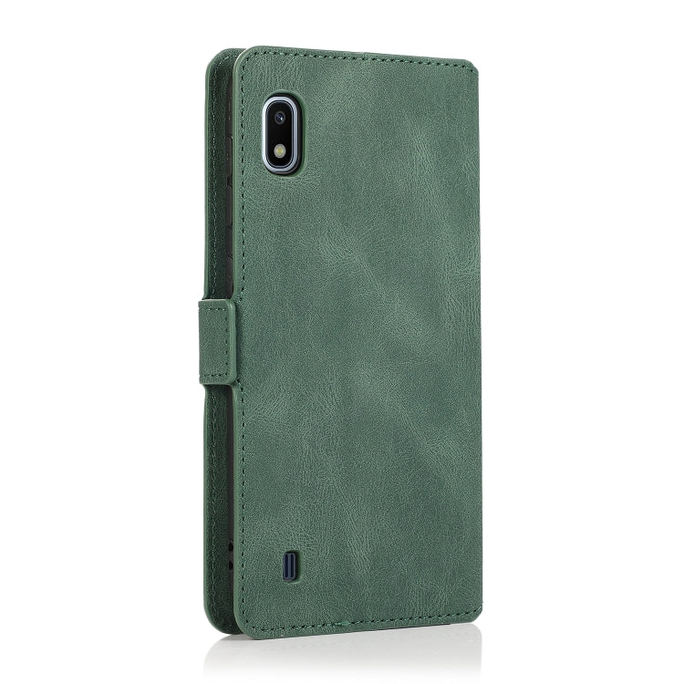 For Samsung Galaxy A10 Retro Magnetic Closing Clasp Horizontal Flip Leather Case with Holder & Card Slots & Photo Frame & Wallet