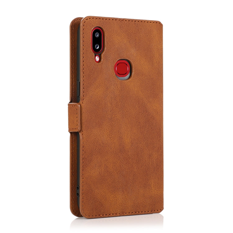 For Samsung Galaxy A10s Retro Magnetic Closing Clasp Horizontal Flip Leather Case with Holder & Card Slots & Photo Frame & Wallet