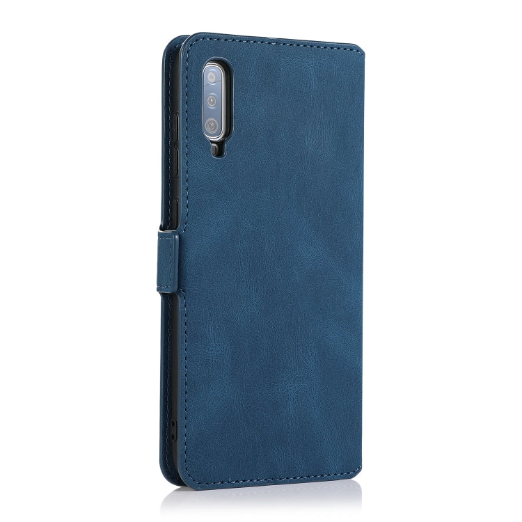 For Samsung Galaxy A70 Retro Magnetic Closing Clasp Horizontal Flip Leather Case with Holder & Card Slots & Photo Frame & Wallet