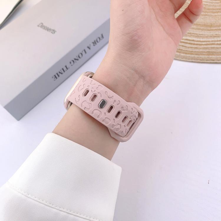 For Apple Watch 46mm / 49mm / 45mm / 44mm Buckle Concave Leopard Silicone Watch Band