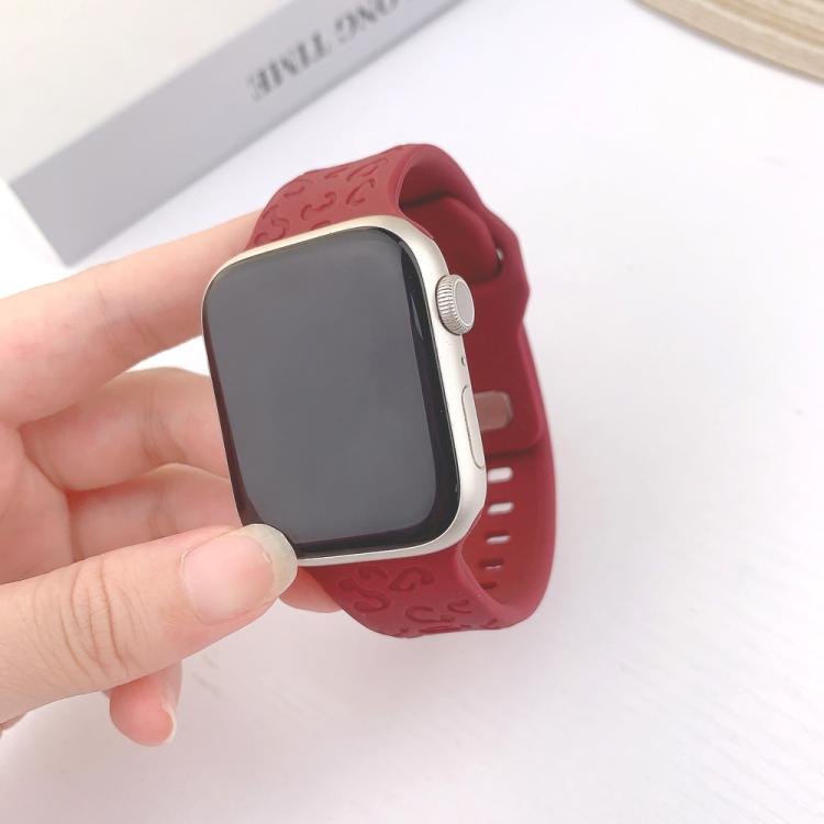 For Apple Watch 42mm / 41mm / 40mm / 38mm Buckle Concave Leopard Silicone Watch Band