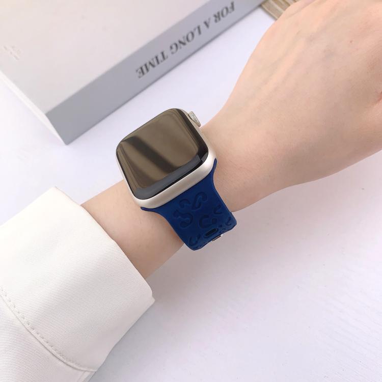 For Apple Watch 42mm / 41mm / 40mm / 38mm Buckle Concave Leopard Silicone Watch Band