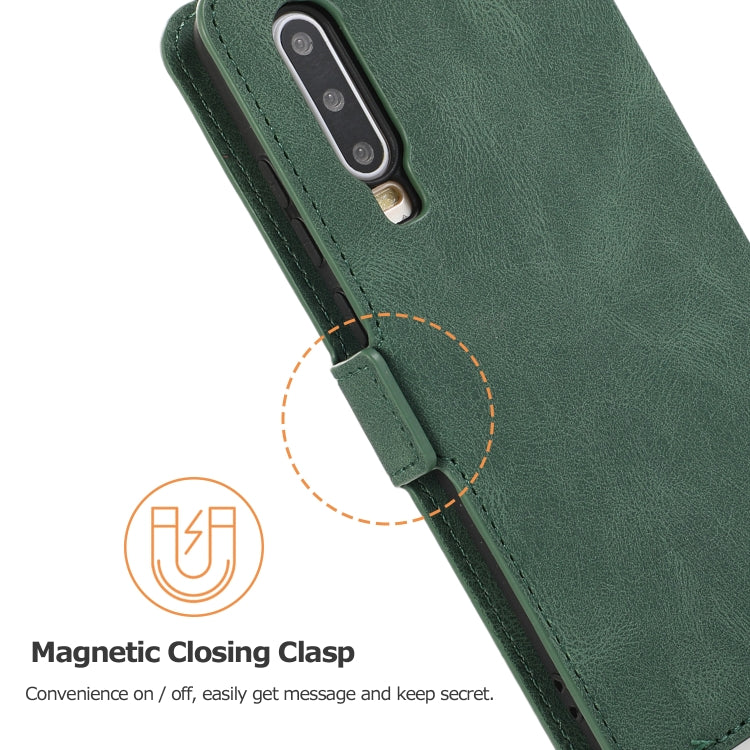 For Huawei P30 Retro Magnetic Closing Clasp Horizontal Flip Leather Case with Holder & Card Slots & Photo Frame & Wallet