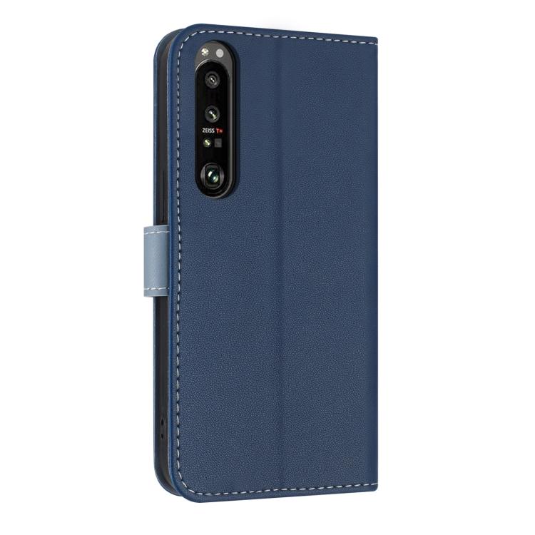 For Sony Xperia 1 IV Metal Bow Leather Phone Case with Hand Strap