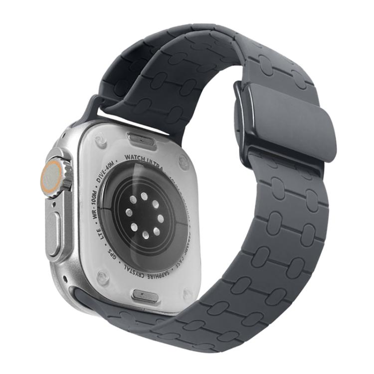 For Apple Watch 46mm / 49mm / 45mm / 44mm Magnetic Buckle Breathable Silicone Watch Band