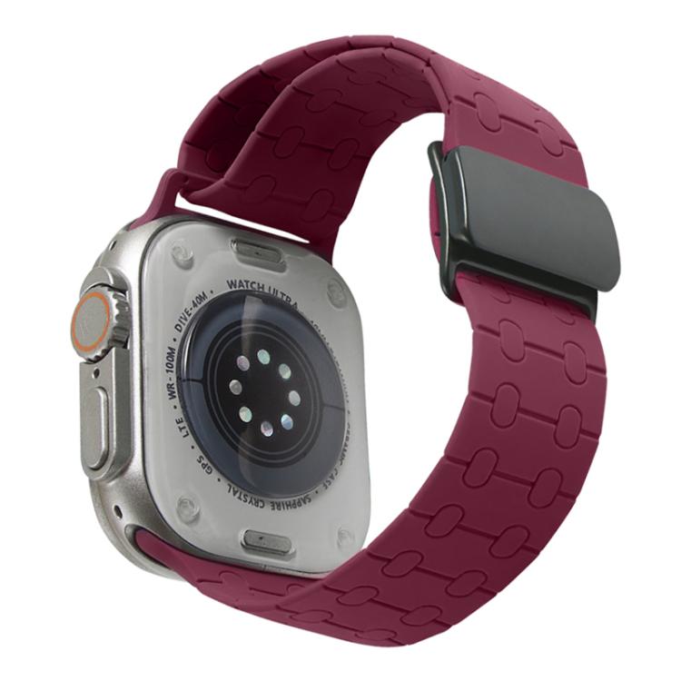 For Apple Watch 46mm / 49mm / 45mm / 44mm Magnetic Buckle Breathable Silicone Watch Band
