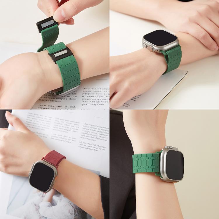 For Apple Watch 46mm / 49mm / 45mm / 44mm Magnetic Buckle Breathable Silicone Watch Band