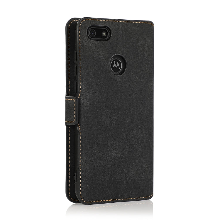 For Motorola Moto E6 Play Retro Magnetic Closing Clasp Horizontal Flip Leather Case with Holder & Card Slots & Photo Frame & Wallet