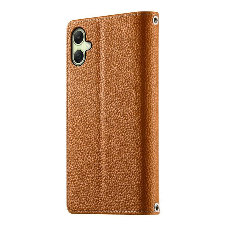 For Samsung Galaxy A06 4G / 5G / A07 4G Stitching Multi-card Zipper Wallet Leather Phone Case with Short Strap