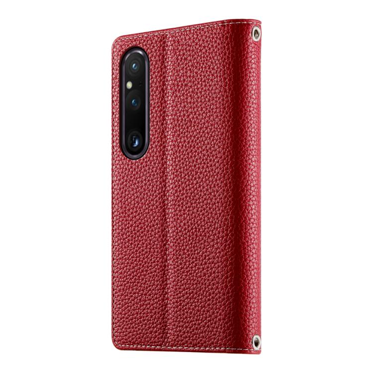 For Sony Xperia 1 V Stitching Multi-card Zipper Wallet Leather Phone Case with Short Strap