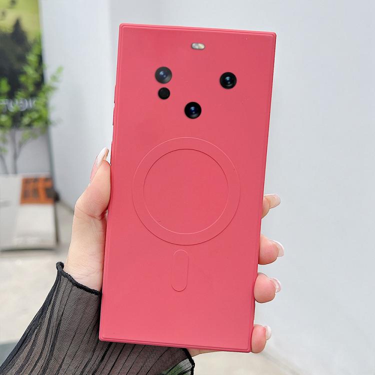 For Huawei Mate 60 Pro Solid Color Liquid Silicone MagSafe Magnetic Phone Case