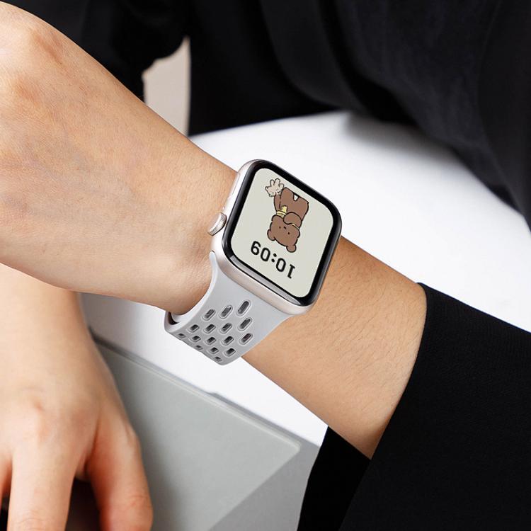 For Apple Watch 38 / 40 / 41 / S10 42mm xDfind Magnetic Clasp Silicone Watch Band