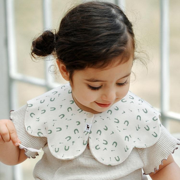 Benzdeer Petal Shape Bib Infants Saliva Towel, Tool