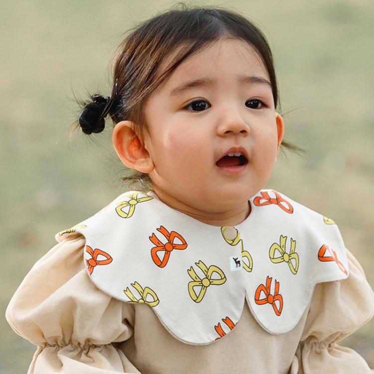 Benzdeer Petal Shape Bib Infants Saliva Towel, Yellow Red Butterfly Stickers