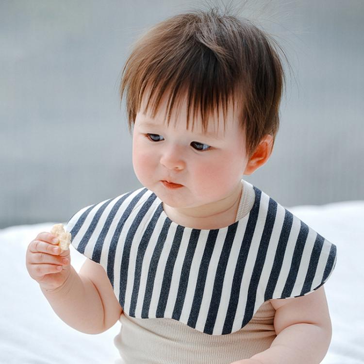 Benzdeer Petal Shape Bib Infants Saliva Towel, Round Black White Vertical