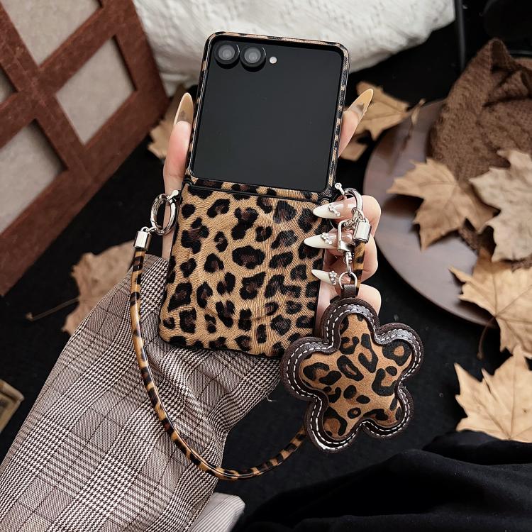 For Samsung Galaxy Z Flip6 / Flip7 FE Side Buckle MagSafe Magnetic Skin Feel Leopard PC Phone Case with Strap