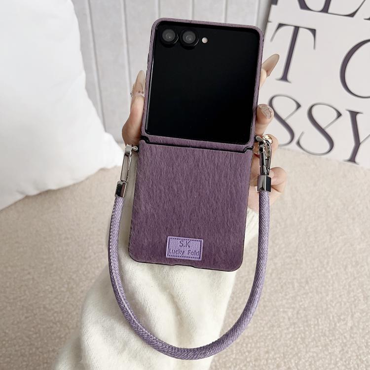 For Samsung Galaxy Z Flip7 5G / Flip7 FE Nameplate Style Plush Side Buckle Phone Case with Strap