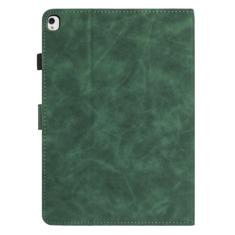 For iPad 10.2 2021 / 10.5 2019 Butterfly Loves Flowers Embossed Leather Smart Tablet Case