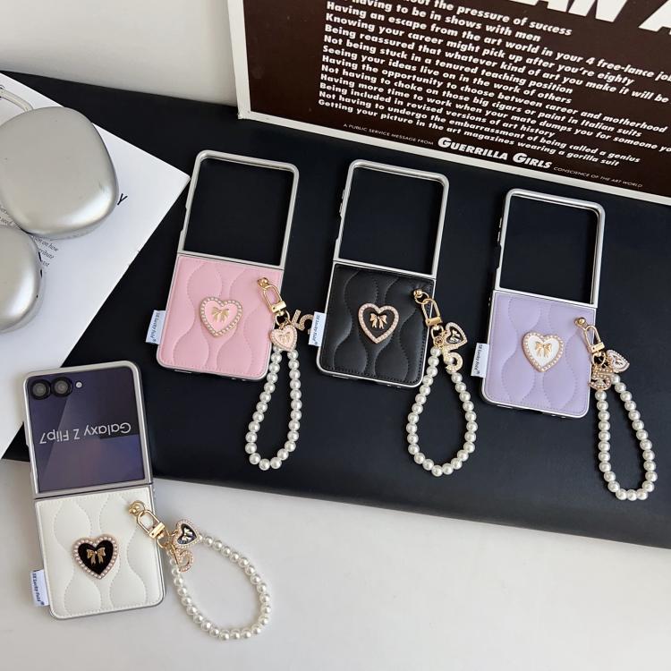 For Samsung Galaxy Z Fold7 5G Puffer Jacket Texture 3D Heart Phone Case with Wrist Strap