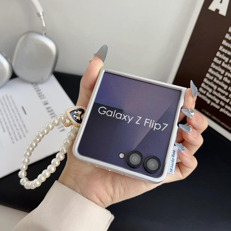 For Samsung Galaxy Z Flip5 Puffer Jacket Texture 3D Heart Phone Case with Wrist Strap
