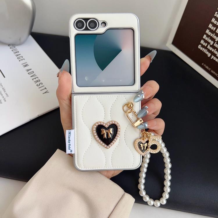 For Samsung Galaxy Z Flip5 Puffer Jacket Texture 3D Heart Phone Case with Wrist Strap