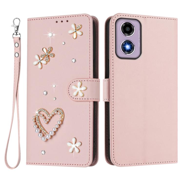 For Motorola Moto E14/G04 ZS01 Double-Layer Heart Floral Vegan Leather Phone Case with Wrist Strap