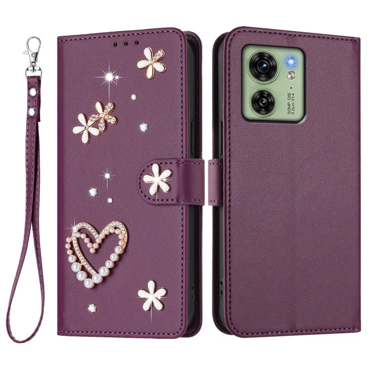 For Motorola Edge 40 5G Global ZS01 Double-Layer Heart Floral Vegan Leather Phone Case with Wrist Strap