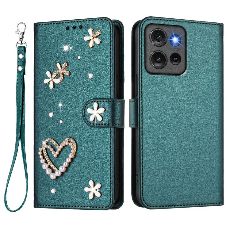 For Motorola Edge 50 5G Global ZS01 Double-Layer Heart Floral Vegan Leather Phone Case with Wrist Strap