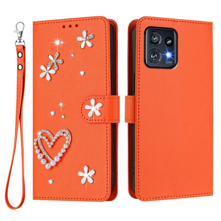 For Motorola Edge+ 2023/40 Pro 5G ZS01 Double-Layer Heart Floral Vegan Leather Phone Case with Wrist Strap