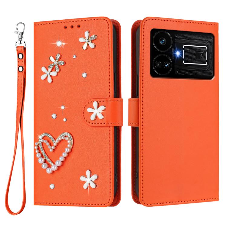 For Realme GT5 240W 5G / GT5 5G ZS01 Double-Layer Heart Floral Vegan Leather Phone Case with Wrist Strap