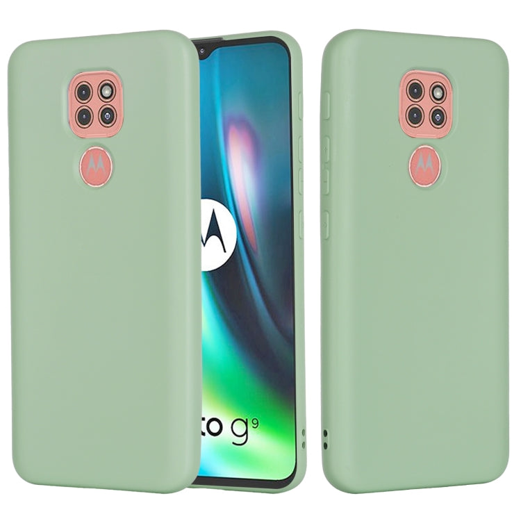 For Motorola Moto G9 Play Pure Color Liquid Silicone Shockproof Full Coverage Case