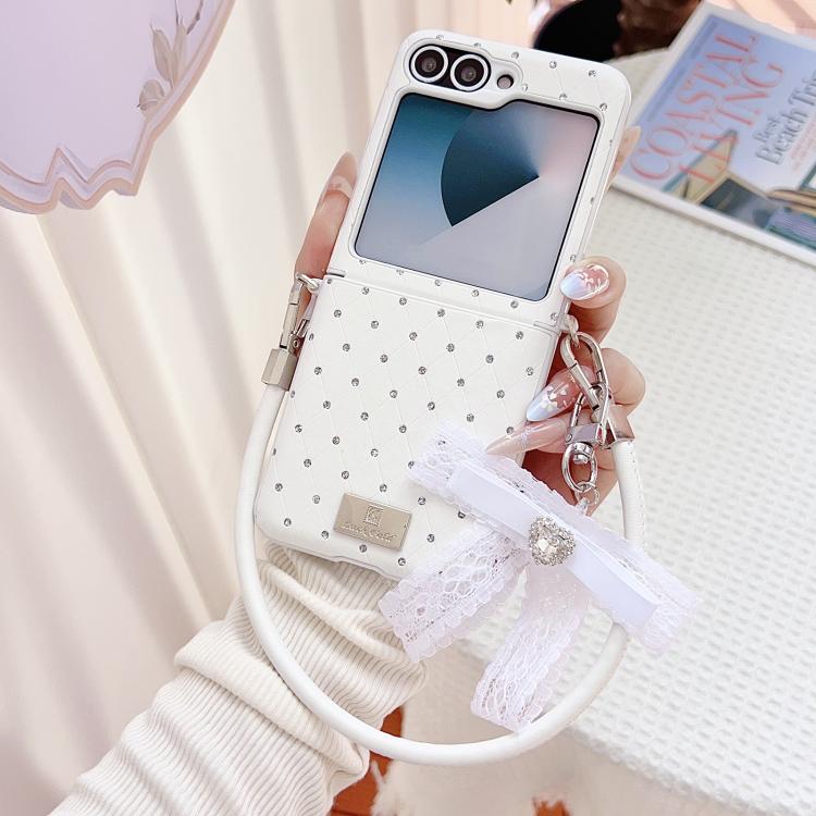 For Samsung Galaxy Z Flip6 5G / Flip7 FE Nameplate Style Diamond Patterned Side Clip Phone Case with DIY Bow Strap